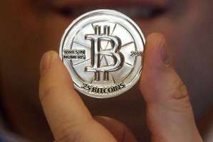 如何申请期权虚拟盘进行模拟交易？这种模拟对实际交易有何帮助？