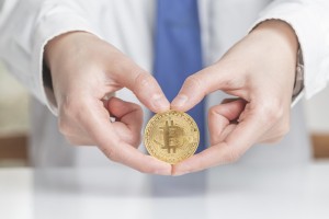 如何了解黄金价格的趋势变化？这些趋势变化如何进行分析？