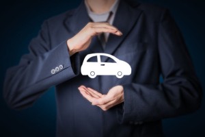 能源交易中心的作用是什么？怎样评估其在能源市场的地位？